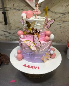 Butterfly theme cake 2 kg 2600